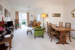 Sitting / Dining Room- click for photo gallery